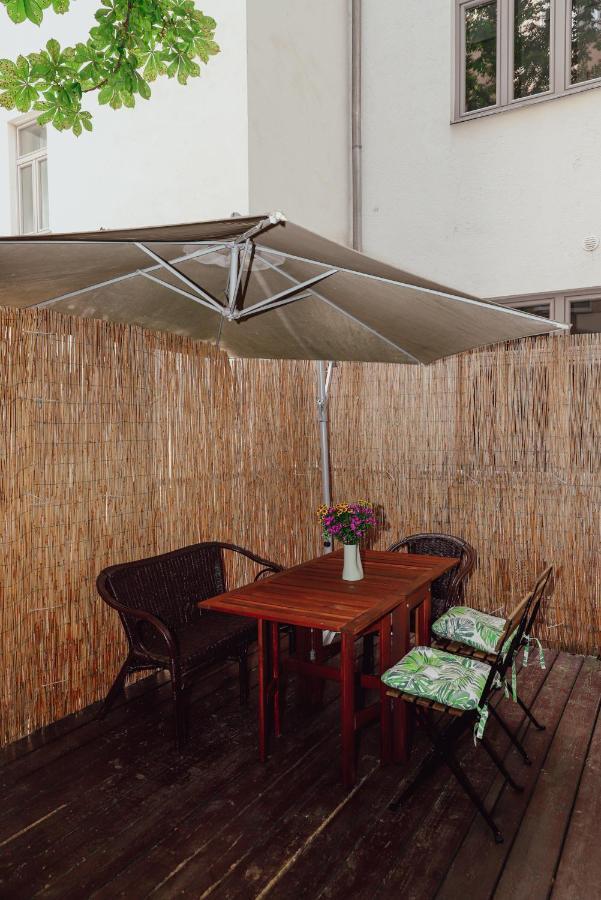 Ruhiges Terrassen Apartment Виена Екстериор снимка
